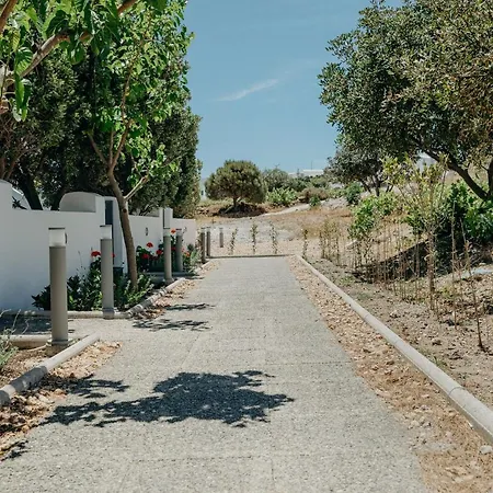 White Utopia And Maisonettes Imerovigli (Santorini)